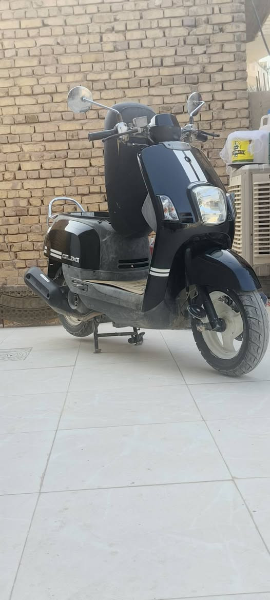 سلام عليكم دراجه ماكس بوليس 
صارله شهرين طالعه رمبه من وكاله معروفه
 ماكس العراق الدراجه كابريته المرغوبة مو نوزل
 وشرط اذا مو شلعه ومعدل تشك الكاع مرجوعه 
الدراجه بل حقيقه بعد احله
 سعره 850 وبيه مجال للطيبين
  المكان ديوانيه قضاء المهناوية 
الرقم للستفسار  ‏‪***********‬‏
