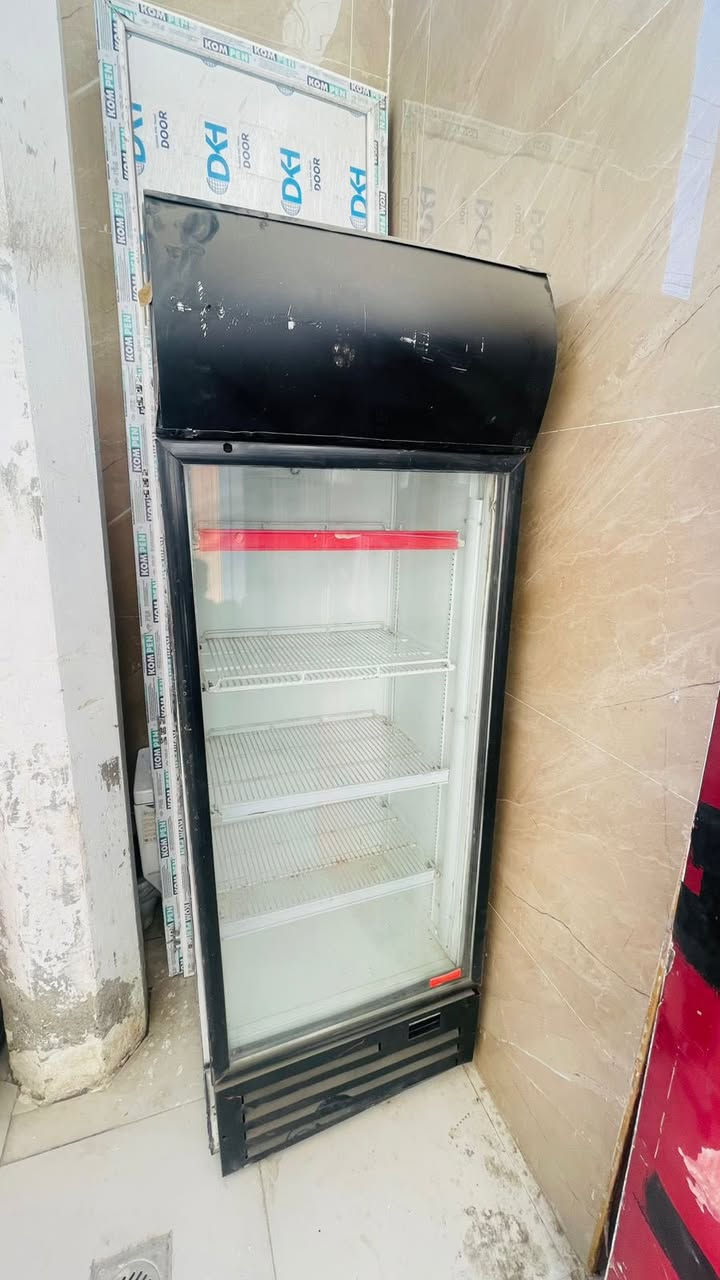 السلام عليكم بردات عدد ٥ للبيع اربعه مفرده وحده مزدوجه  السعر بعد المشاهده مستعمل نظيف  العنوان السيديه شارع المدارس للاستفسار الخاص او الرقم ***********
