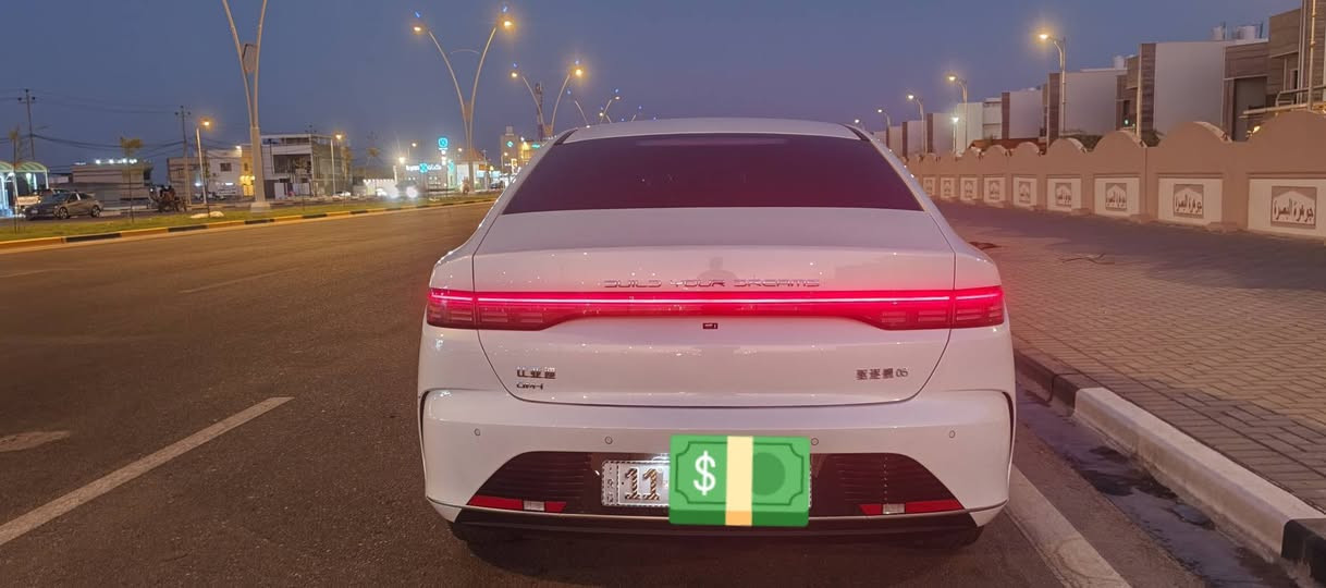 BYD 
دستروير 05 موديل 2025 رقم بغداد حره تحويل 
ماشية 10 الف 
كفالة عامة 
مواصفاتها معروفة
مكاني بصرة 
للاستفسار ***********
