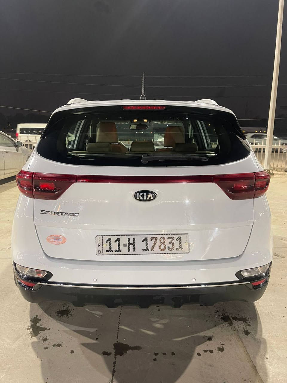 السلام عليكم...
كيا سبورتج خليجي موديل ٢٠١٩ شكل ال٢٠  رقم بغداد الدولي السيارة جديدة جدا ماشية ٩٧ الف حقيقي  مواصفات عادية بيسك سويج داخل بيجي 
السعر / ١٩٢ $
الإتصال/ ***********
