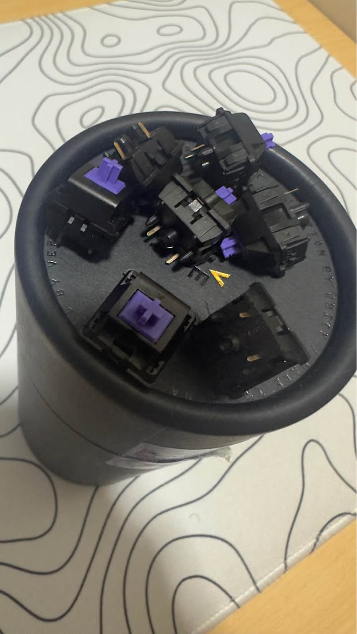 يُعد مفتاح Vertex V1 الخطي من أفضل المفاتيح

یەکێک لە خۆشترین دەنگەکانی سویتچ و باشترینەکان  Vertex V1 

Specification:
Switch type: MX-stem 5-pin 
Linear switch
Total travel distance: 4.0+0.3mm
Pre-travel distance: initial force: 35gf(min)
Operation force: 50+10gf
Bottom-out force: 62+10gf
Switch Spring: 15mm non-gold plated stainless steel

Material:
Top Housing: Nylon PA66
Bottom Housing: Nylon PA66
Stem: POM السليمانية, العراق


**إذا كنت صاحب هذا الإعلان وتريد حذفه لأي سبب، رجاءا أرسل رسالة إلى الدعم الفني**