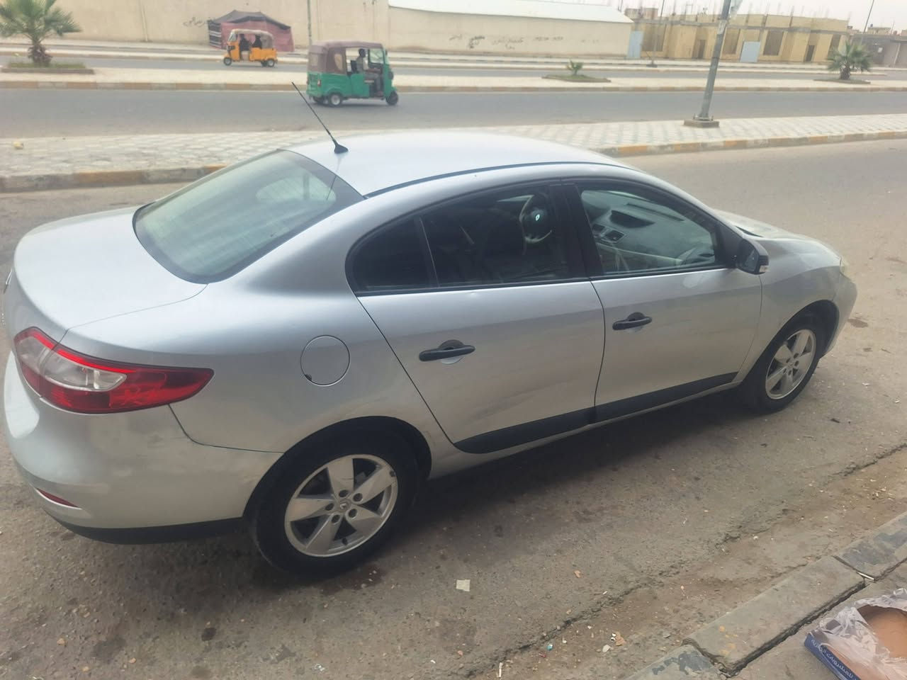 سلام عليكم سياره رينو فلونس مديل ١٣ رقم ميسان مكفوله وجاهزه كير ومحرك تبريد تدفه تخم تاير حداديه جديده واي أستفسار هاذا رقميى*********** العنوان ميسان ام غربه شراي خابر
