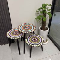 ✨🪑 لمسة فن وأناقة لبيتك!  طقم طاولات استكان 3 قطع بنقشة ماندالا ملونة ...