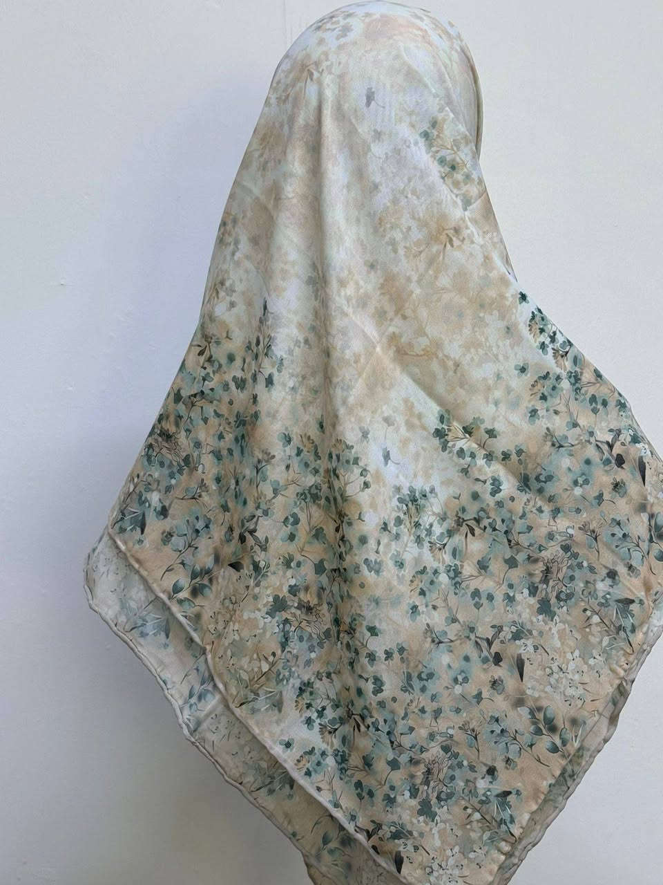 حجابات حرير قماش صيفي تخبل راقيه بشكل


**إذا كنت صاحب هذا الإعلان وتريد حذفه لأي سبب، رجاءا أرسل رسالة إلى الدعم الفني**