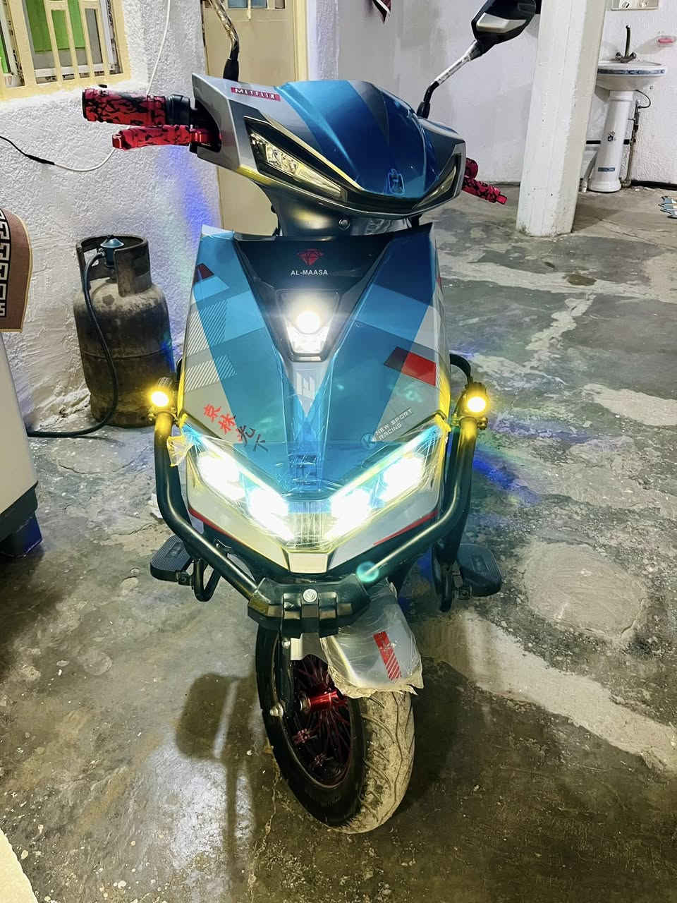 السلام عليكم للبيع دراجه شبح ماسه موديل2025 مستعمله شهـر سرعه99اشاير دبل اشاره نضام بك رجوع الى الخلف دراجه على وضع الشركه طك باكيت وين ميعجبك افحص بطاريات بعدهـن بالچيس شرط الفحص السعر 675 بي مجال بسيط جداً جداً استفسار خاص.


**إذا كنت صاحب هذا الإعلان وتريد حذفه لأي سبب، رجاءا أرسل رسالة إلى الدعم الفني**