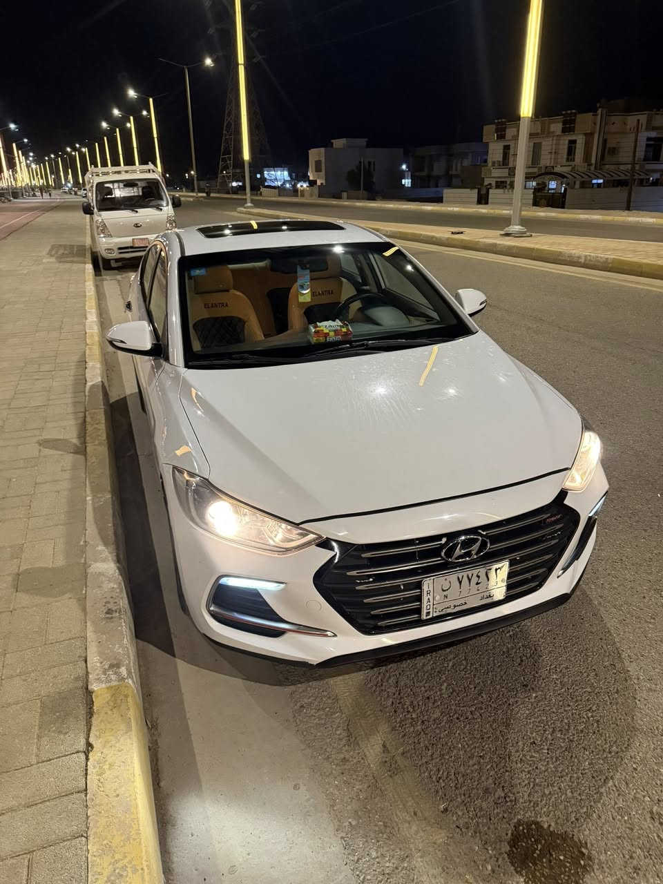 سلام عليكم لنتره خليجي سوبر موديل 2018سياره فول مواصفات عده البصمه بيه جاملغ وباب وسونار مرفوق السعر 135وبيه مجال ***********
