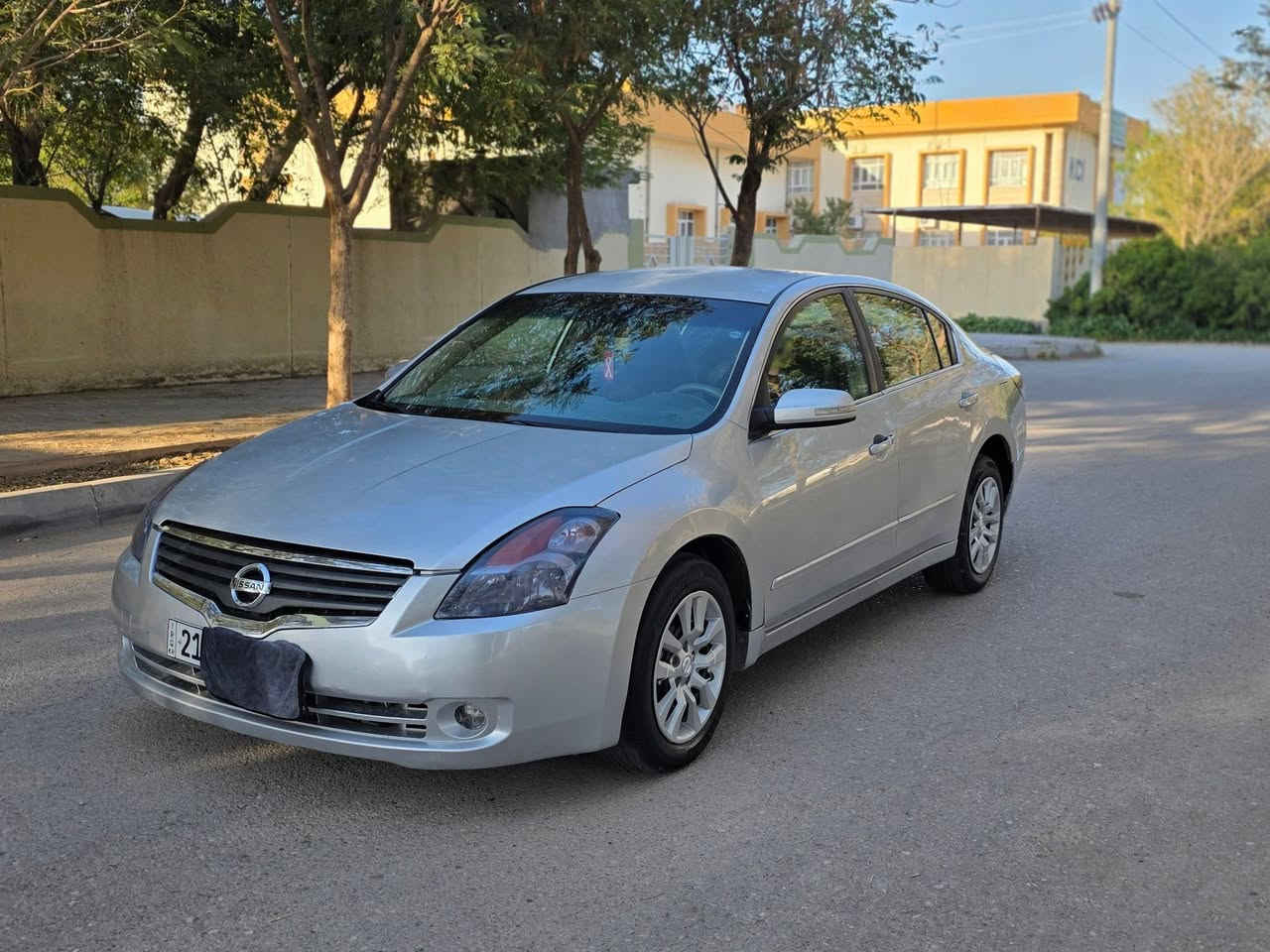 بەناوی خوای گەورەومیهرەبان نیسان ئەڵتیما2007 گێر ئۆتۆماتیک و عادی
مواسەفات
بەسمەیە
حاسەیە
کامێرایە
شاشە ئایپادەی بۆ بەسراوە
پاتری تازە،سیستەمی غازی بۆبەسراوە،غازوبەنزینە،
 گێڕ و مەکینە بە شەرتی ١٠٠فیتەر کامل سێرڤسی کراوە ڕۆنی مەکینە و هایدرۆلیکی گێری تازە بۆ گۆڕاوە
سەیارەکەشەش بارچەی بۆیاغەبەبێ ناوگرتن بۆکاڵبونەوەبۆیاخکراوە،  ڕەقەم سلێمانیە تەحویل و وەکالەوخرامەبە شەرت ،سەنەوی تا2030تازەیە،شوین کلار،سعر66گڵاومعاملە
***********
***********
