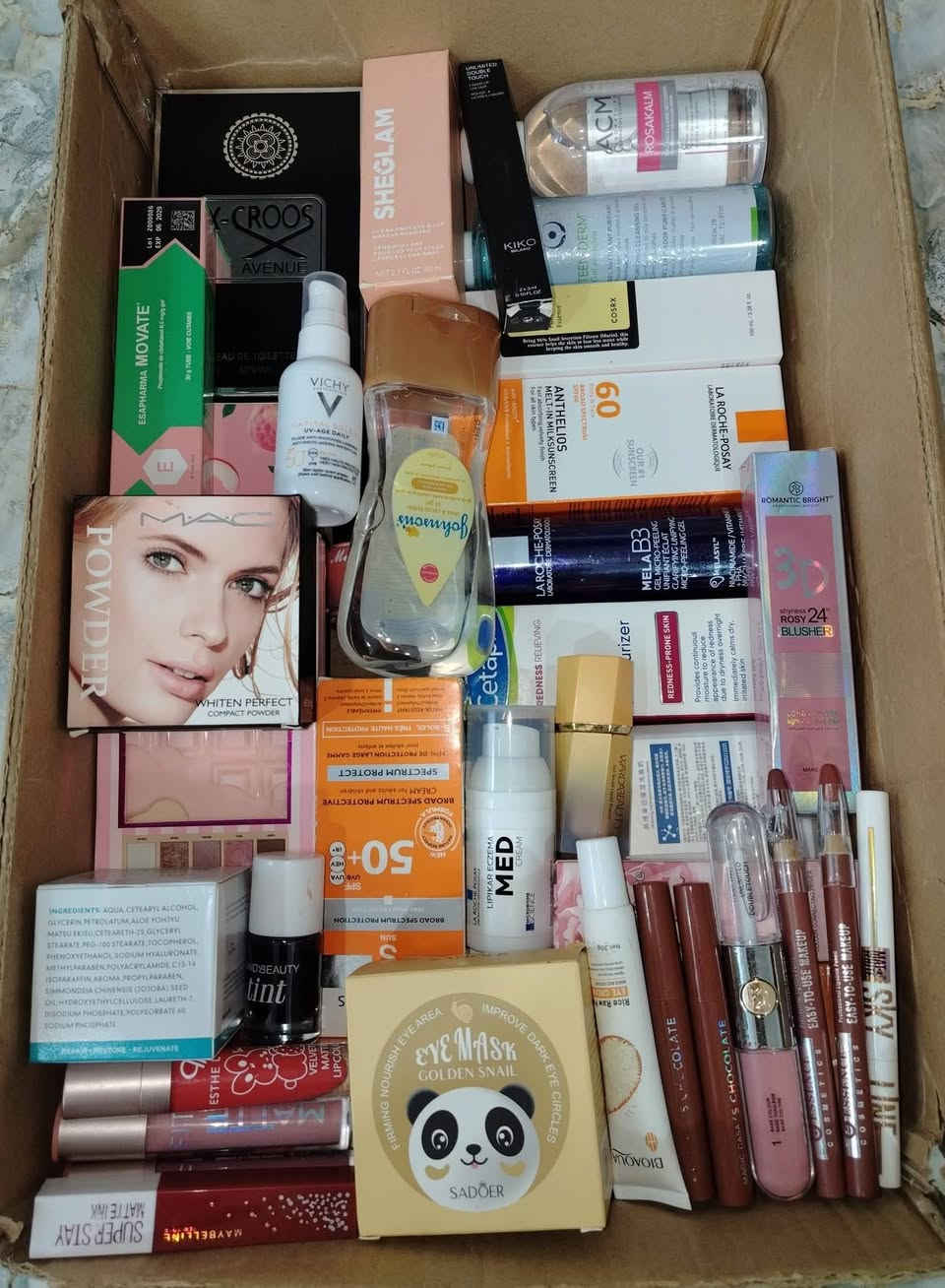 ✨ تم وصول البضاعة الجديدة ✨
منتجات العناية بالبشرة متوفرة الآن 💖
✔️ كلها أصلية 100%
✔️ جودة عالية ونتائج مضمونة
✔️ أسعار مناسبة للجميع


**إذا كنت صاحب هذا الإعلان وتريد حذفه لأي سبب، رجاءا أرسل رسالة إلى الدعم الفني**