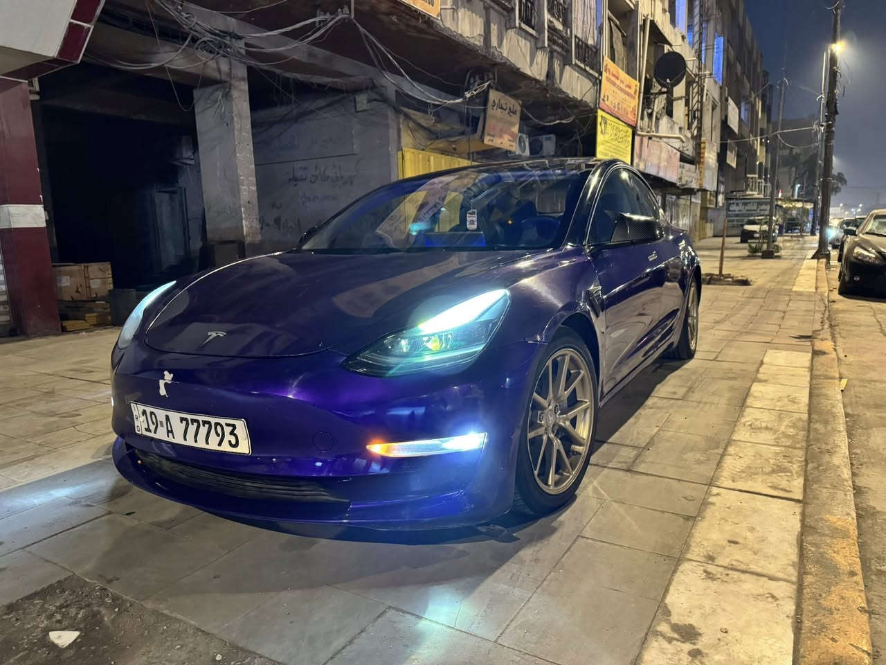 سلام عليكم مودل 3. 2022للبيع  لتفاصيل *********** مكانه كراده 62
