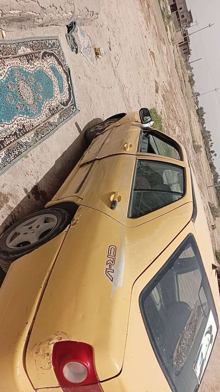 السلام عليكم سياره لبيع مديل 2011رقم نجف رقم رعيه عندي يدور الك ابيع اوروس بل سيابه سعره 8وا بيها مجال  انطيك رقم رعيه اني غير مسول  سياره مطلو ه هايه وا غرمه100الف سياره شريه كوين هذه رقمي***********
