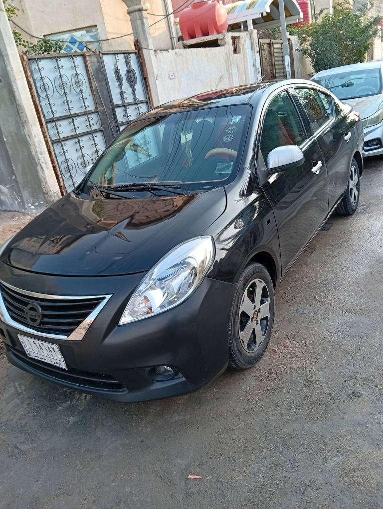 نيسان صالون فيرسا لون أسود موديل 13 كير مكينه ممتازه علما كيرها مرغوب ابو القطر ايتي بيها ضربه بالجاملغ ومبدل ومصبوغ وبيها صبغ بالبنيد للاتصال *********** عنوان بصره واتساب موجود السعر 75 البصرة, العراق
