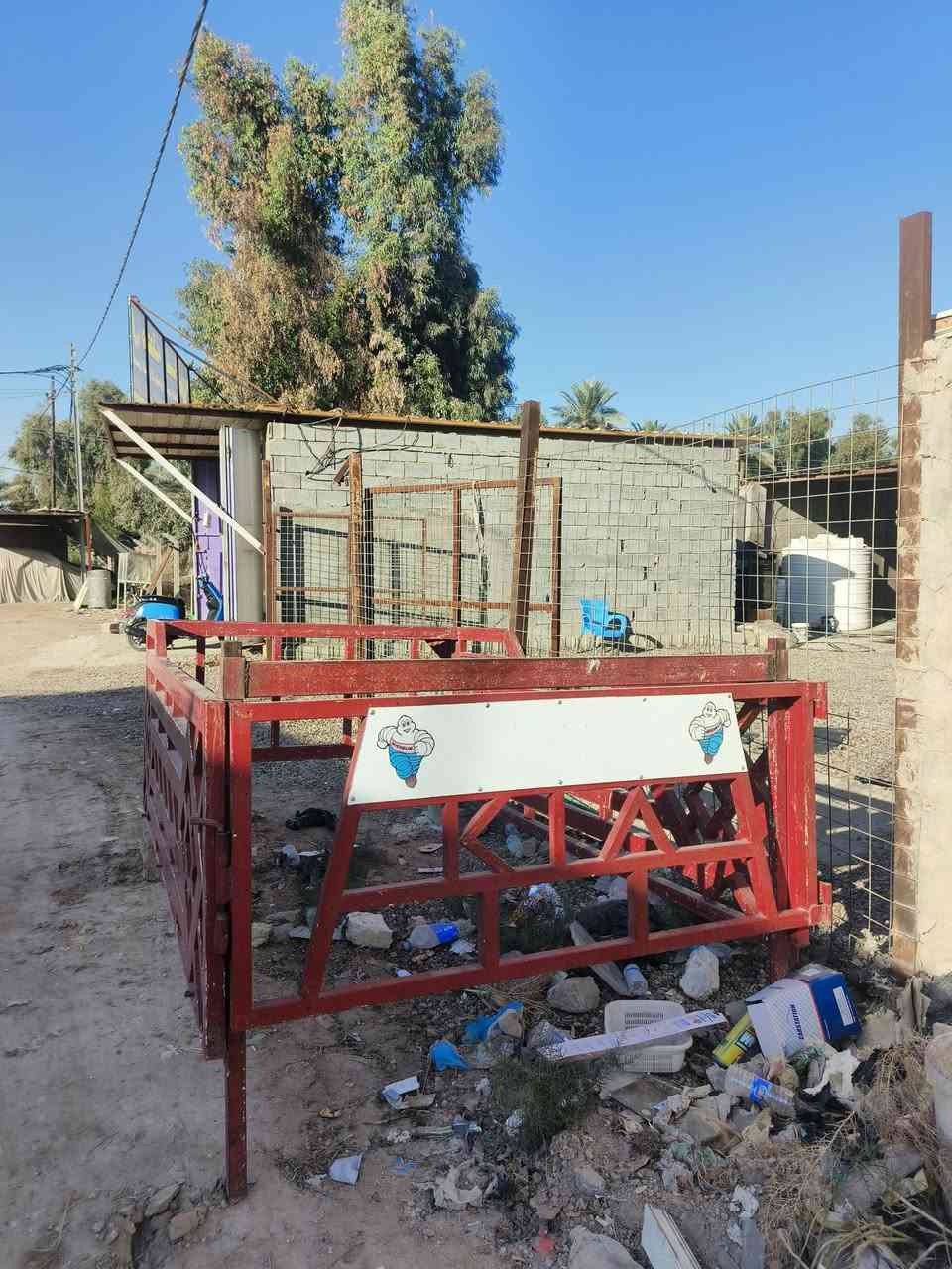 سلام اعليكم لبيع محجر تفصال درجه اوله ثقيل لا فطر ولا خياس كامل سعر 250 عنواني الحيدري خان النص رقمي ***********
