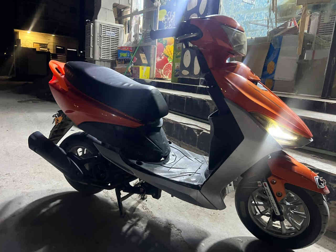 السلام عليكم دراجه اف اس للبيع
كهربايات كله شغاله 
سلف هندر 
اشاير هورن 
لايت عالي ناصي 
سكن خلفي امامي شغال 
مكينه ناعمه كلش 
بوشه 63
السعر 400وبيه مجال 
العنوان ديالى بعقوبه خلف الأمير هاوس 
لأستفسار ***********
