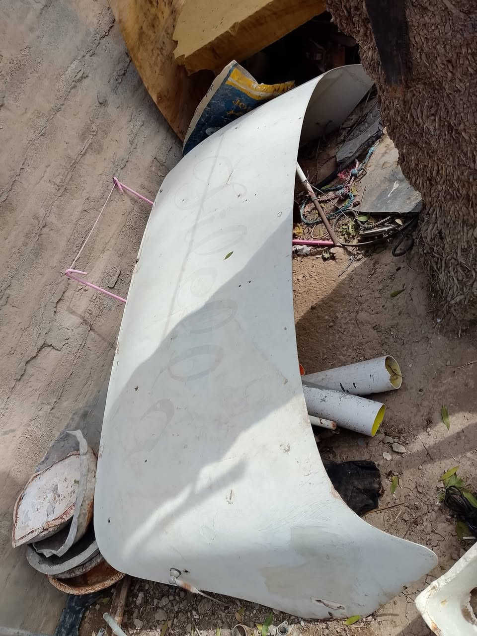 كاسحة مان صقر للبيع السعر 200 اتصل ***********
