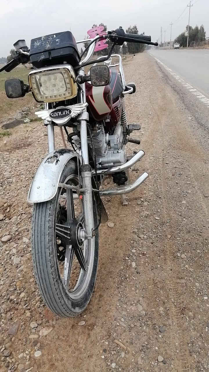 السلام عليكم دراجه سيفان موديل 19 اورق كاملة تيرات جدد مكينه خير من الله كهربائيت كلها شغاله لا تبخير لا تنقيص اتصال على هذا الرقم***********
