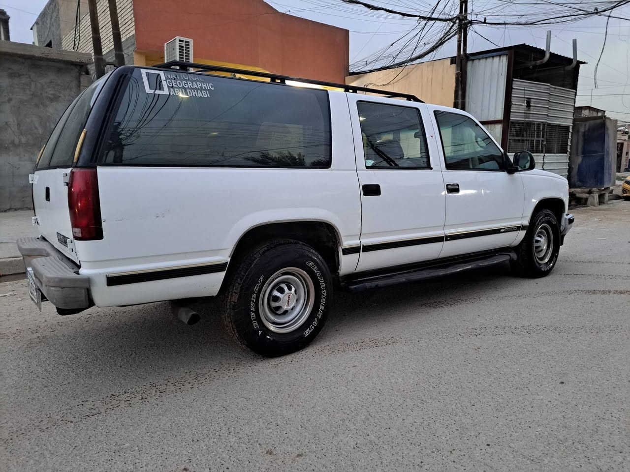 السلام عليكم سيارة جمسي مديل ٩٩ مكينه ٤٥٠ كير ١٠٠٠ سيارة جاهزة تبريد ٣ قطع رقم بغداد دولي بسمي العنوان بغداد السعر ٦٧ لاتصال ع رقم ***********
