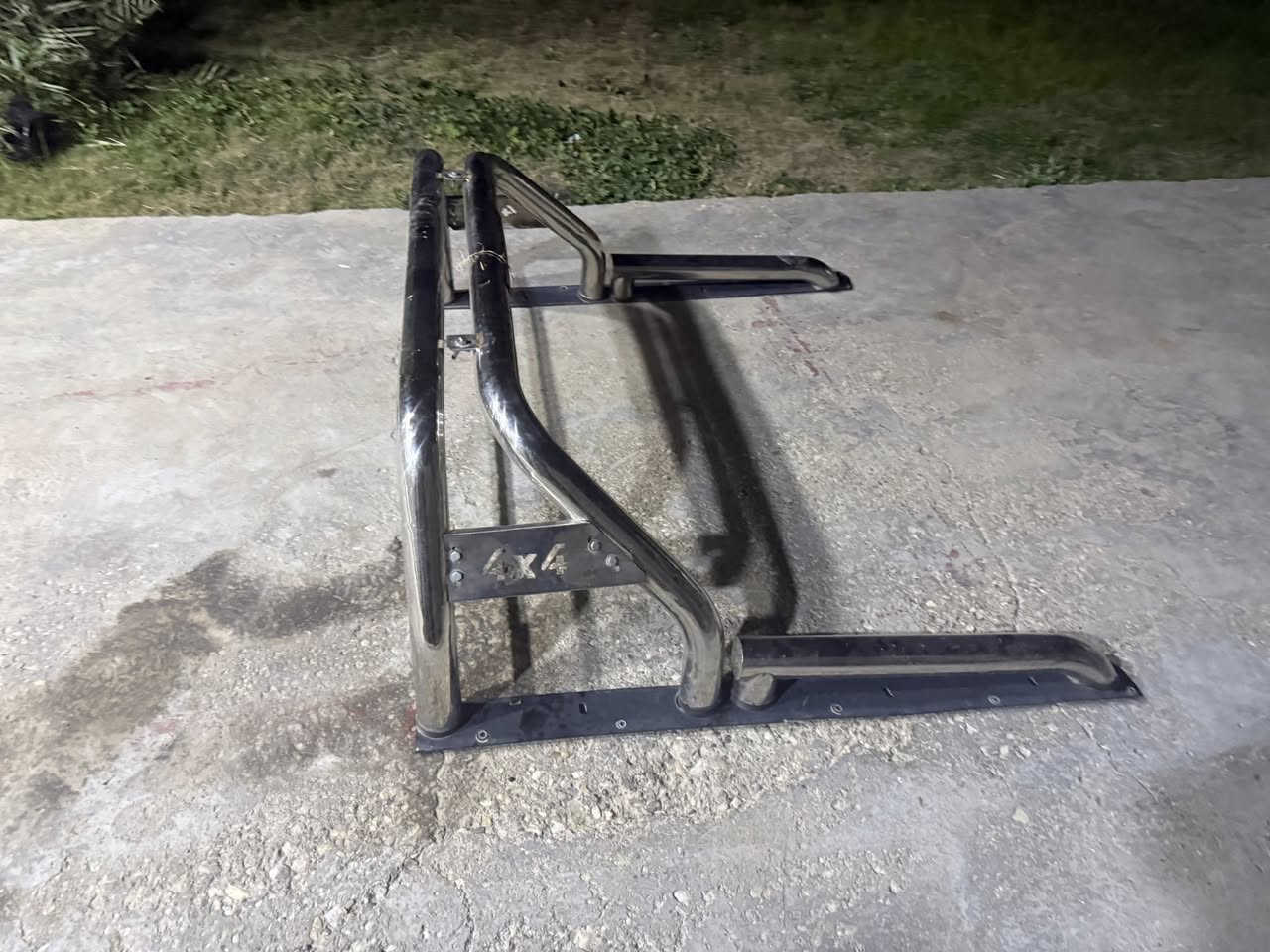 سبايدر بدي سل ستيل هيلوكس جديد جدن ما مستخدم البيع المكان واسط التصال *********** السعر ١٥٠
