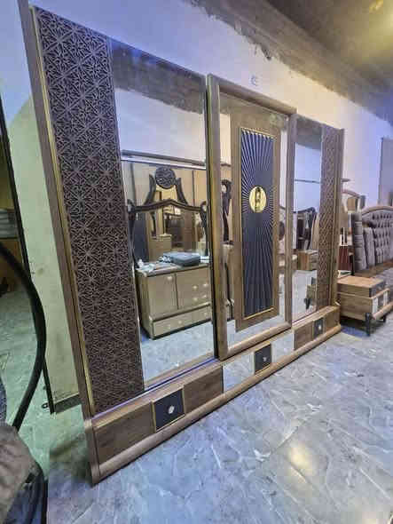 غرفة نوم مستخدمة نظافة فول متوفر شد ونقل مجاني بغداد واتساب فقط ***********
