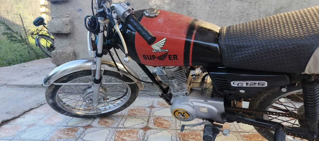 سلام عليكم..
نامه برو دراجه نضيفه موديل 21 اوراق اصوليه كامله ولانقص بيهن الابليته مال الشاصي موجوده بالشاصي. دراجه كامله. ملاحضه.( بيها خيط تبخير)  وهيه مامفتوحه ابد يعني انته تفتحها بيدك مكينه نضيفه بلاد 22.
سعر.. 850 وبيها مجال. مكاني البصره قضاء المدينه. ناحية الهوير


**إذا كنت صاحب هذا الإعلان وتريد حذفه لأي سبب، رجاءا أرسل رسالة إلى الدعم الفني**