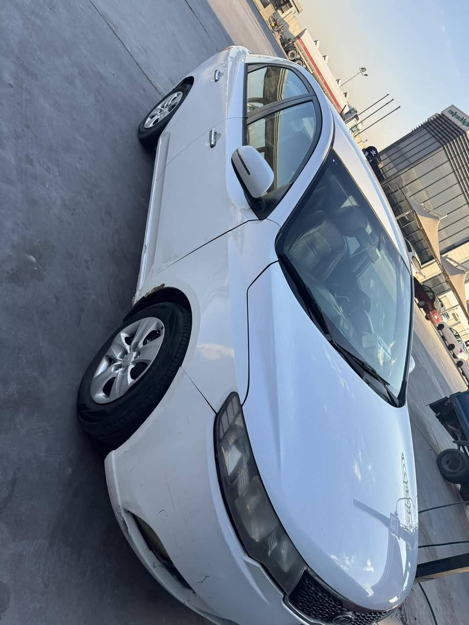 للبيع كيا سيراتو 2011 خليجي نص فول
موديل: 2011 -خليجي السنوية انتهت بداية 2026 المحرك والكير جيد ، 
لا تنقيص ولا تبخير
تبريد مضمون 
بيها فقط جاملغ تبديل، بدون أي  دواخل
مواصفاتها  
تحكم ستيرن
إشارات بالمرايا
مرايا شفط
حساس خلفي
كيج حماوة
الداخل لونين
السعر 98
للتواصل الاتصال على الرقم 
‭0776 317 9153‬
