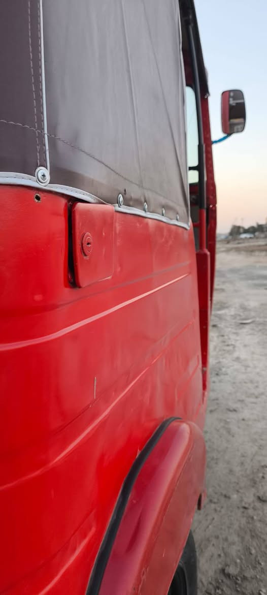 السلام عليكم تكتك موديل 18 رقم بابل بسمي باقي بس استلام لوحات شرط الامداور  التكتك مصبوغه عام امعمره كامله من كلشي كهربايات شغاله تجي او اتشوف العنون..بابل القاسم قرب الدله السعر 4800او بيه مجال للشراي اتصل ‏‪0783 248 6664‬‏
