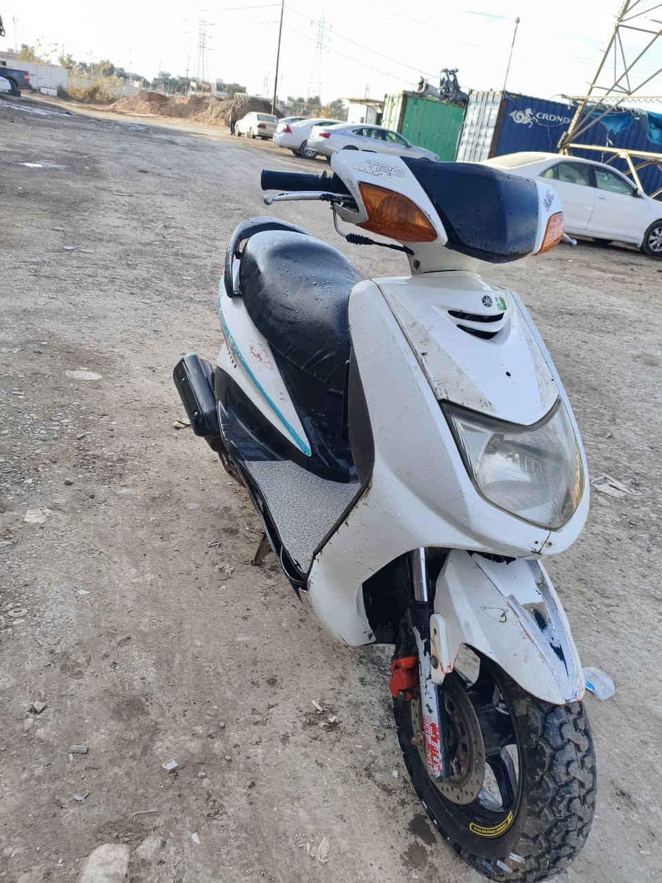 سلام عليكم سكنس نثيه للبيع ادراجه كلهه شغاله مابيهه اي نقص عده كفراتهه شويه تعبانه ولان بلاديات ما بدلتهن الباقي كله شغال سعر 375 وبيهه مجال مكاني ديالى كاطون ***********
