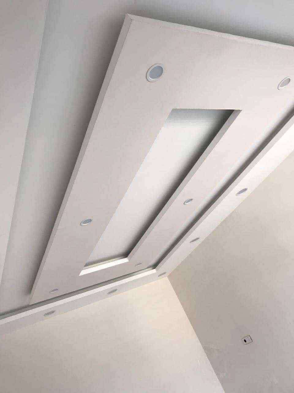 سلام عليكم هذا شغل صباغ ويشتغل ديكورات ونقوش مغربيه شغله كولش حلو ومرتب ويشتغل حسب طلب  اي استفسار اتصلو على هذا رقمه بي وات *********** هذا رقمه وبي وات ساب
