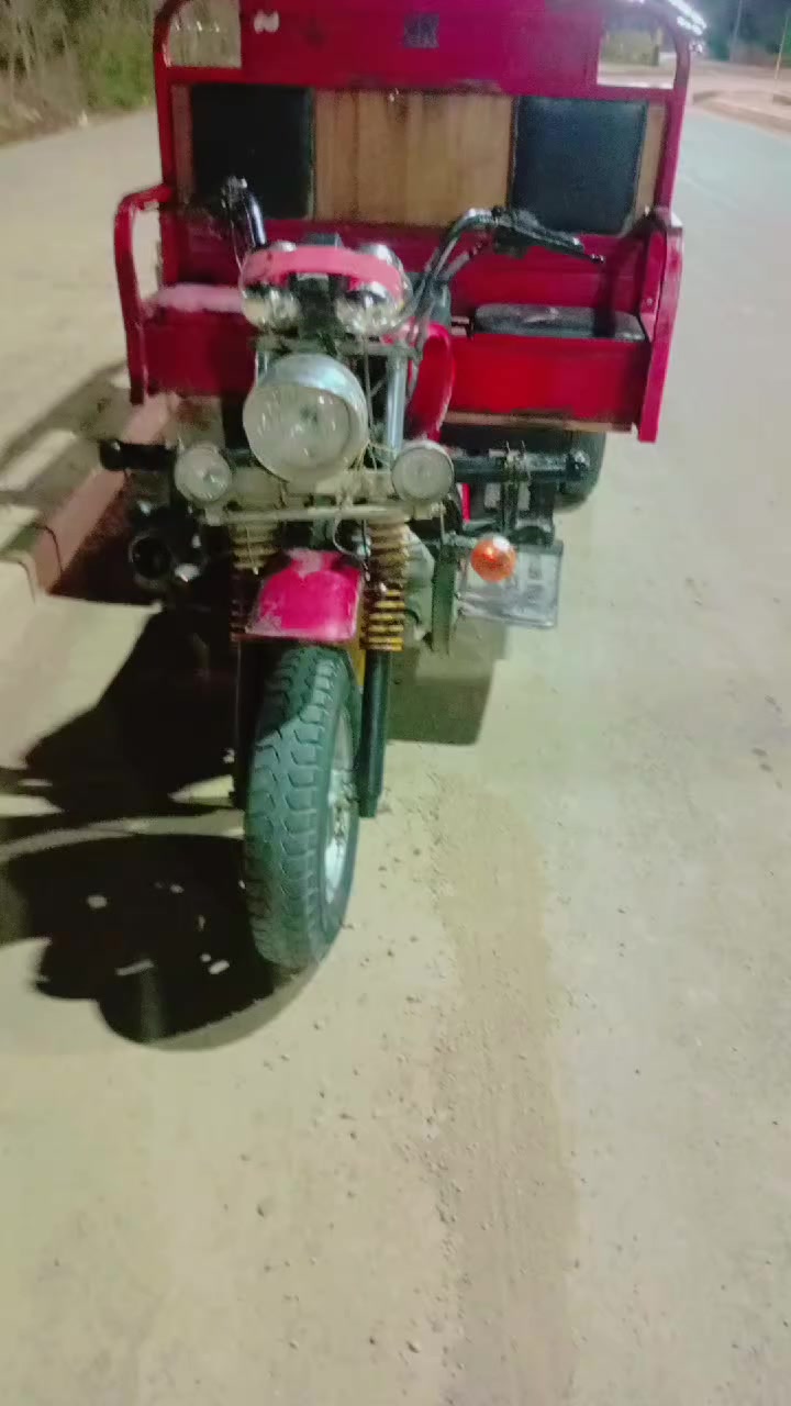 السلام عليكم ستوته للبيع اوراق اصولي
كامله مكينه جديده ستوته نضيفه وحلوه السعر 
امليون و800.  وبيهه مجال لشراي رقم‏‪***********‬‏
وبخدمت الشراي
