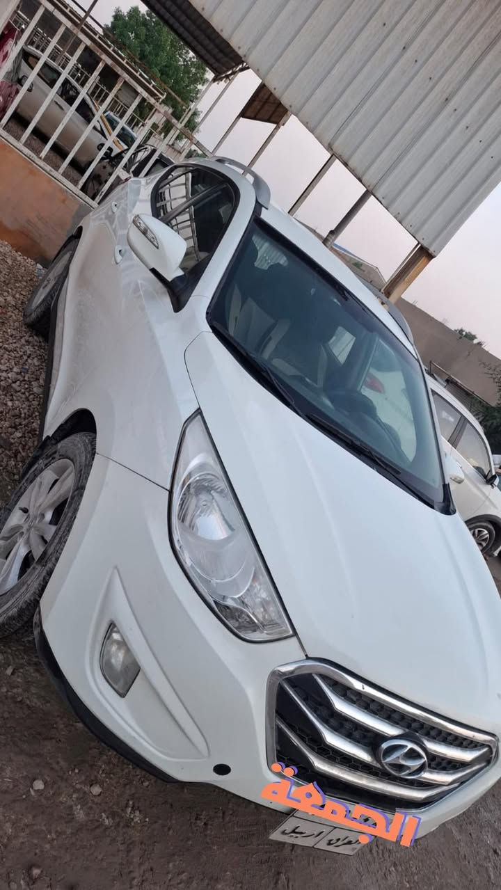 السلام عليكم توسان خليجي. موديل 2011  

مكينه 2000 دوش  السياره كفاله عامه ماعدا ربع البنيد  
والباقي مكفول من الصبغ والتبديل والبارد تبريد تدفئه كله جاهز سنويه جديده داخل ماروني  السياره مال جناي جاهزه وماتصرف عليه اي نقص مابيه. تريد تحويل تريد وكاله 
مكان السياره بابل 

السعر 135 وبيه مجال 

للاستفسار ***********
