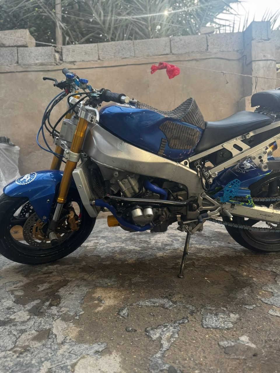 يسلام عليكم كاوسكي مال لعب 2004 للبيع الدراجه خير من الله الدراجه محرك بلادي مامفتوح ستيرن قطعتين صالنصه تخبل الدراجه بيه تزويد ايخبل ماخذه 200 باتري جديد مكثف جديد دسكات جدد امامي وخلفي راديتر تيتانيوم مكاني بغداد***********
