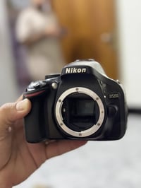 كامره نيكون D5200 لبيع الستفسار  07519852499 واتساب