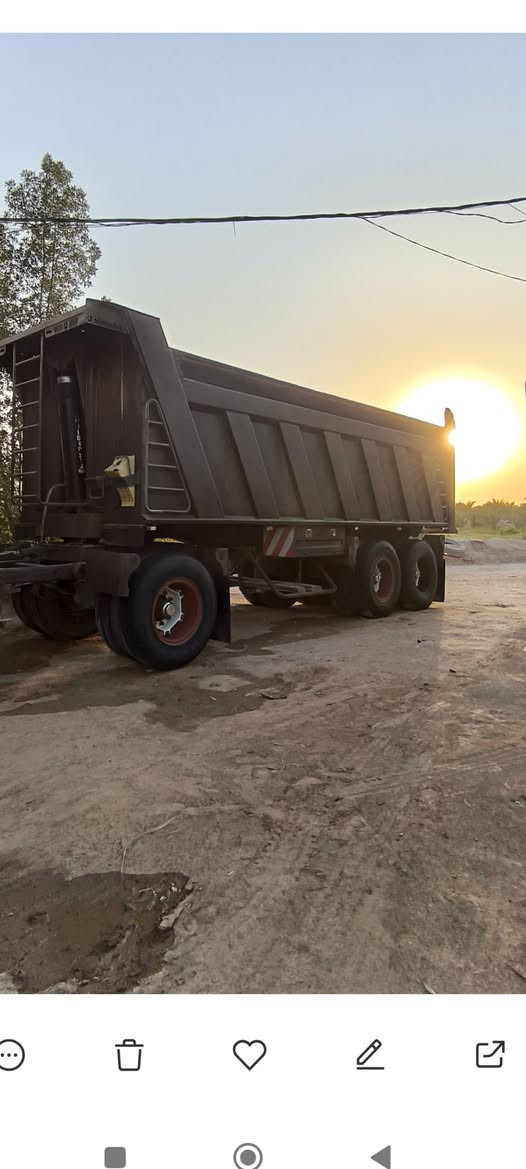 سلام عليكم البيع مقطوره شغل نجف مكفولة طولهة 735, رتفاع ،135 تخم تاير نتصال هذا رقم ***********
