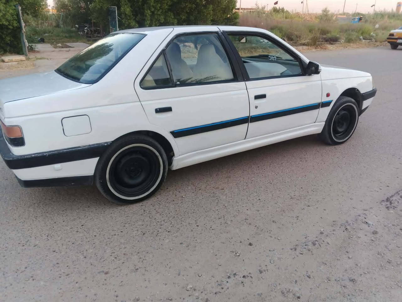 سلام عليكم بيجو 405 رقم بابل موديل 10 مصفره غرامات مكينه كير مكفولات حداديه جديده كهربات شغاله مكفوله من ضربه تخم تاير سنتر لك تحويل مباشر سعر 25 عنوان بابل الحصوه حي شهداء***********
