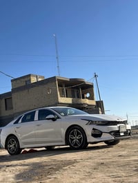 من رخصت صاحب الادمن كي فايف 2021خليجي للبيع مضطر 160بيه مجال اي ستفسار...