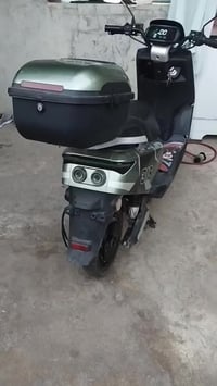 موديل ٢٠٢٥ • ٦ بطاريات • شحنة ٤٠-٥٠كم