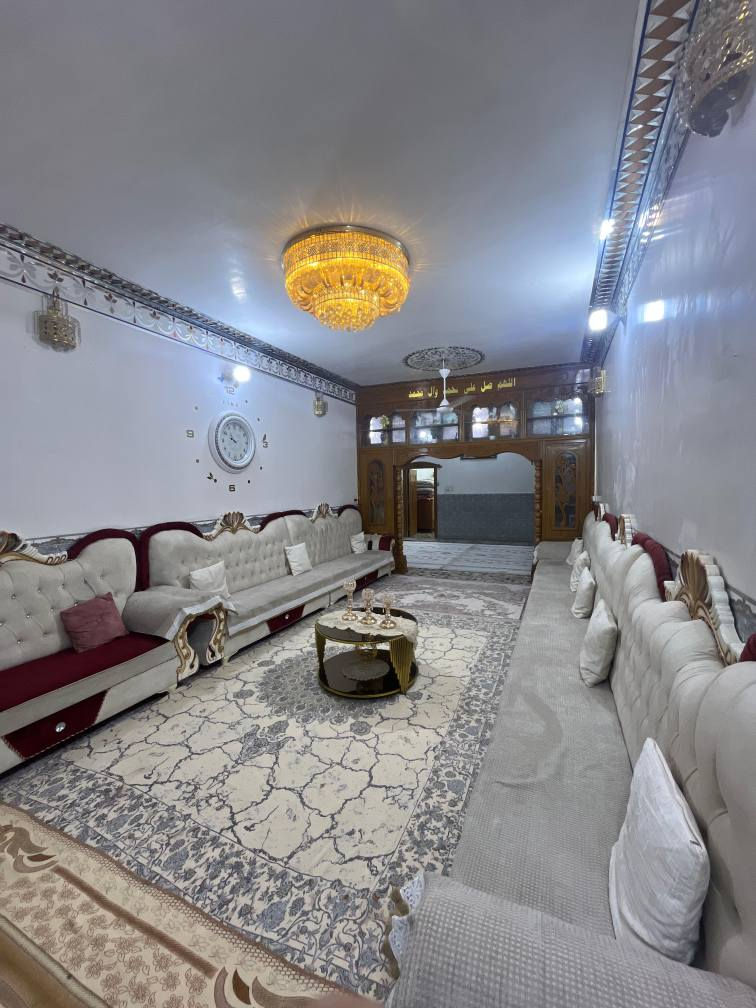 دار للبيع, 200 متر طابقين ركن ع شارع 15 مقابل دور القضاة بناء درجه اوله مالت جناي صب كونكريت الطابقين طابوق جمهوري بناء 2018 حديث للاستفسار وتساب ***********

اتصال *********** النجف, العراق
