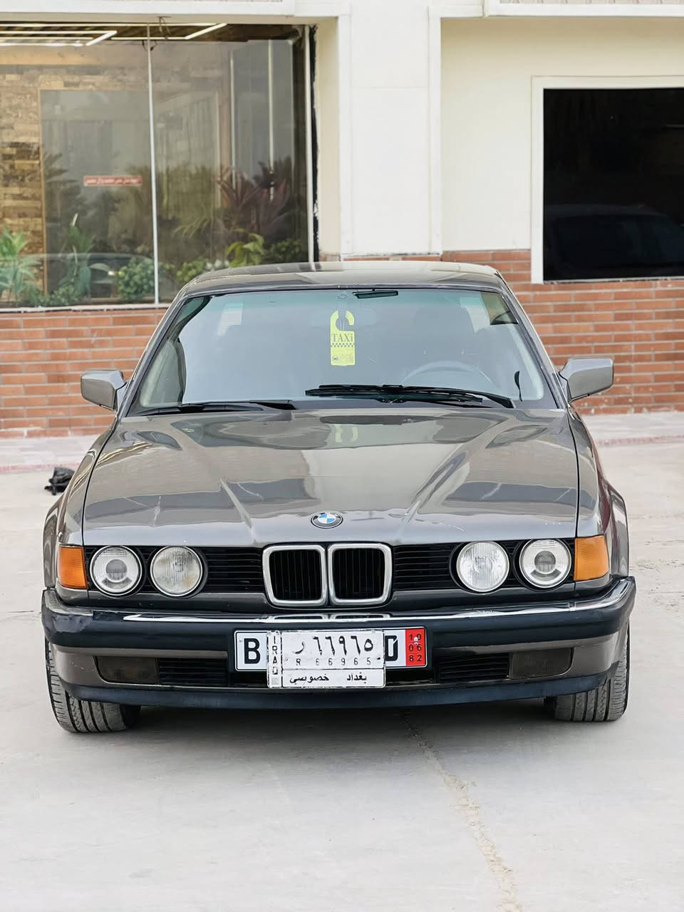 السلام عليكم
بي ام 1993 حجم 735
رقم بغداد بسمي 
محرك 6 سلندر  3.5  محركها كفاله من تنقيص والتبخير  

مواصفات 
فتحة سقف 
كشن جلد 
كشن كهربائي 
سقف كنتاره اسود 
برده خلفيه 
السياره جاهزه من  كلشي ما بيه نقص 
السعر 52 وبيه مجال بسيط 
مكاني بابل الهاشميه 
للاستفسار اتصل على هاذا الرقم 
***********
