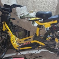دراجه للبيع ٤ بطاريات حجم كبير السعر ١٧٥ الف مكاني بغداد المشتل الدراج...