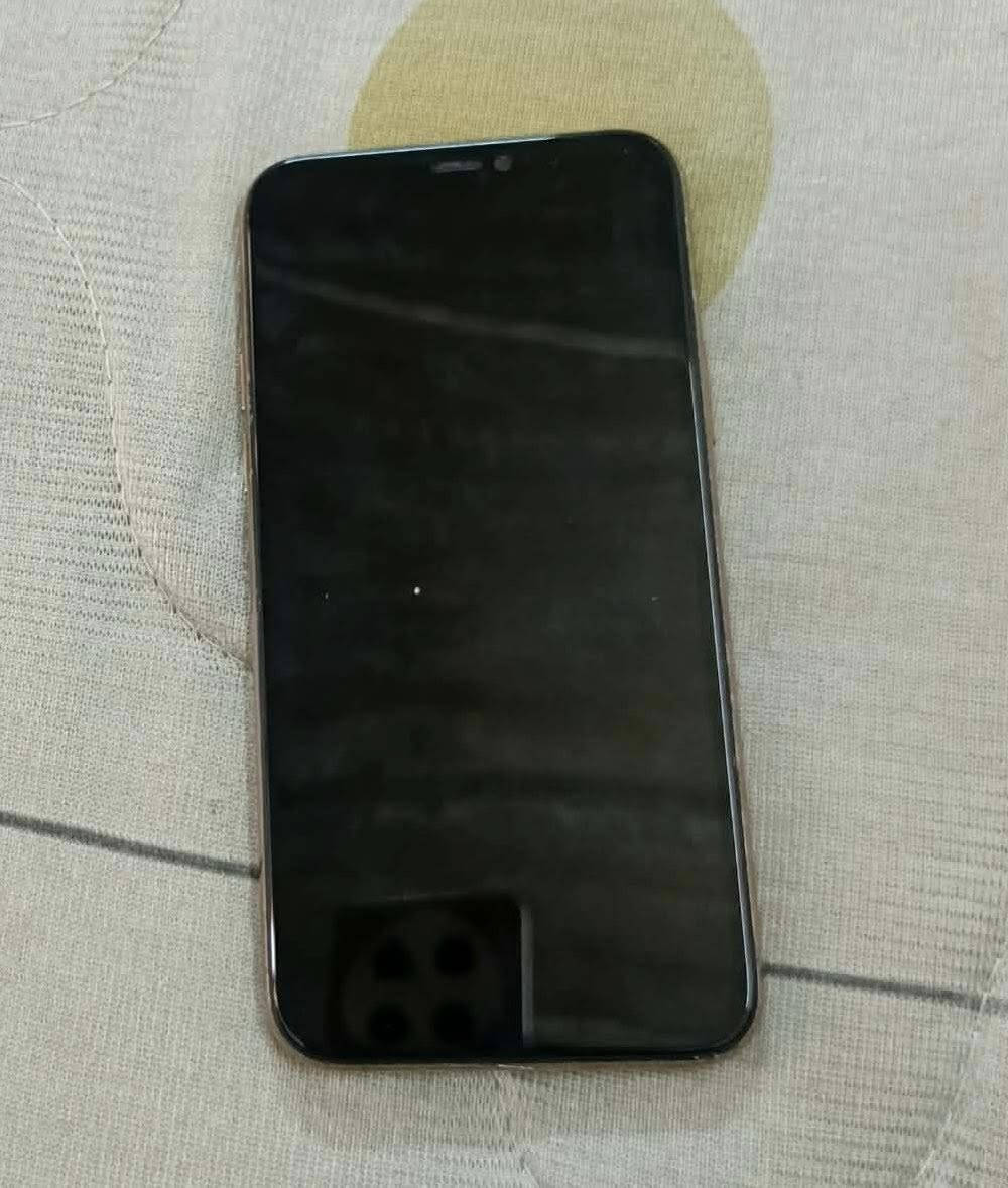 آيفون 11برو 
شرط شخط مآبي 
شاشه 3خيارات 
مبدل شاشه اصليه 
مبدل بطاريه 
السعر 160


**إذا كنت صاحب هذا الإعلان وتريد حذفه لأي سبب، رجاءا أرسل رسالة إلى الدعم الفني**