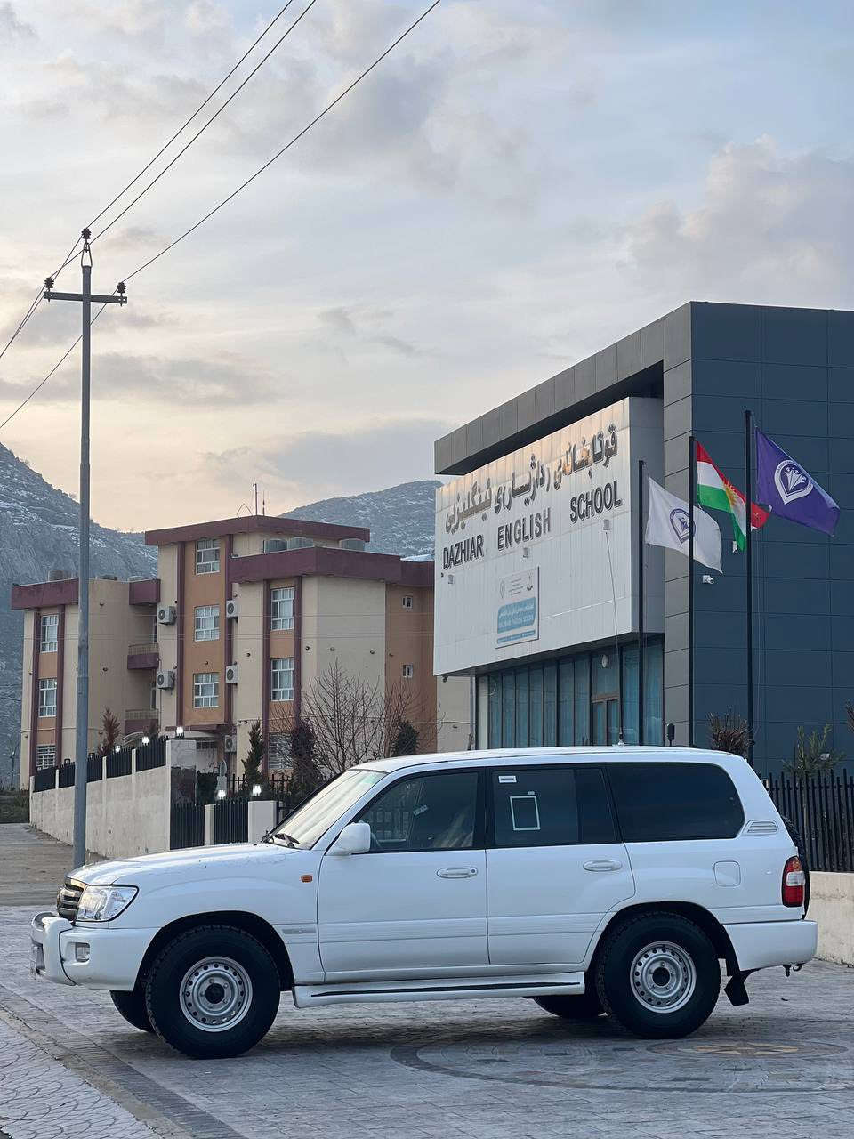 مونيكا 2003
ره قه م. ده هوك
مواسه فات 
ABS 
جام كاره باي
سه لاجه 
ده ژبول به رز . 
سياره كه. حيزام بوياغ 
سه قفي    به شي بيشه وه. بوياخ 
سياره كه زور  خاوينه 
4 تايه ي ويلي ايستا بو كراوه 
هه موو كياني به شه رت  كير مه كينه اكسل
نرخ. 
128 
كه ميك  مجال
***********
واتساب فايبر.
