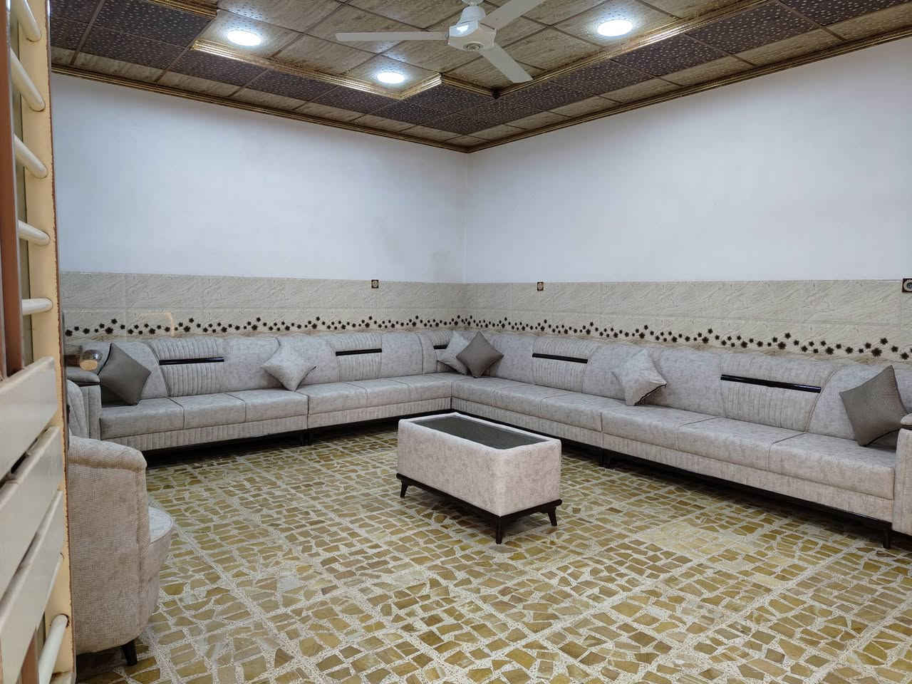 #الموصل كل ماهو جديد🌹
دوشمه الاخوين🌹
لعمل كافة انواع الطخم والديوان التركي والعراقي حسب🌹
 الطلب وباحدث الموديلات بأجود الاقمشة التركية🌹استفسار الاتصال، ***********
او مراسلة الصفحه  
العنوان #الموصل الجانب الايسر حي البكر قرب شارع الاطباء ꧁꧂ او بانزيخانه أيلاف
