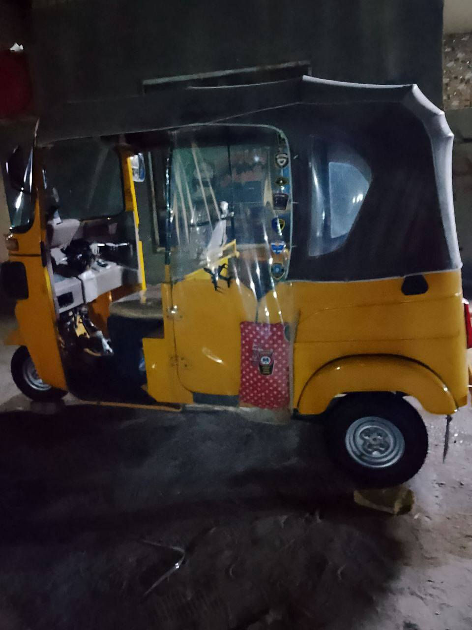 سلام عليكم تكتك لبيع 2022مرقم مكاني ميسان الماجديه خاص ما اجاوب ***********
