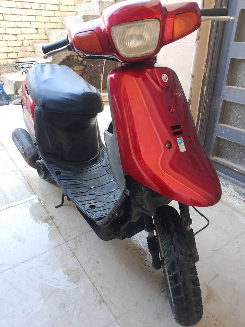 السلام عليكم 
2003 قفل اكسن بيهة مكينه بلكارتون شلع شك كاع ونعومه ومشي كهربائات كله شغاله نقصهة صفاحيتات بس 
مكاني كربلاء حي شهداء سيف سعد 
سعر 300 
***********
