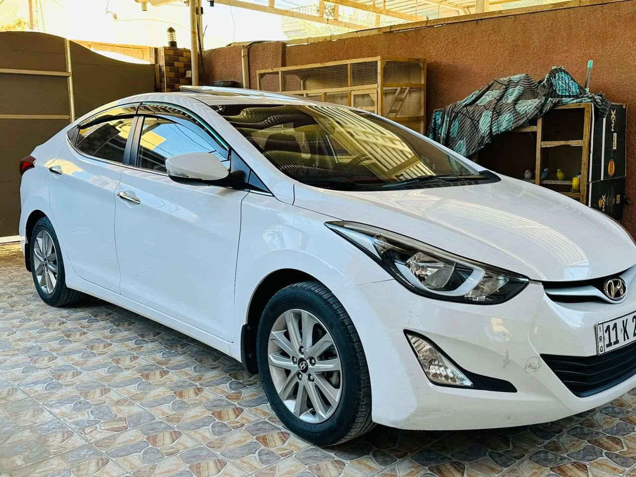 السلام عليكم النترا خليجي. موديل 2016 موصفاته نص فول فتحه سقف اشاره بلمري تبريد قطعتين تحكم ستيرن جهتين حساس خلفي  رقم بغداد مكان سياره بابل الاستفسار ع *********** صور سونار موجود بلمنشور سعرها 145 وبيه مجال
