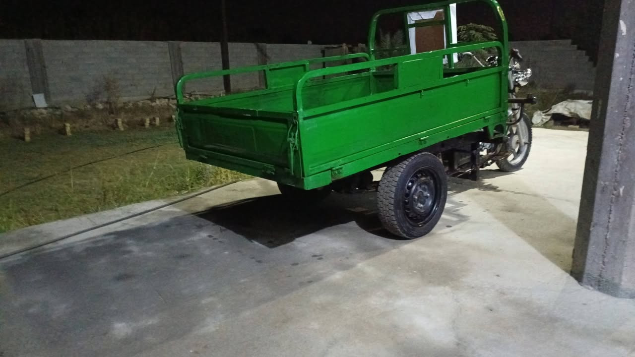 للبيع او مراوس شعندك نزل  18ومكينه 25واليريدها يتصل ***********
