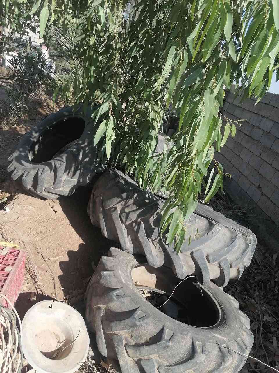 البيع تايرات نيو هولندا 80حصان المكان ديالئ لاستفسار ***********
