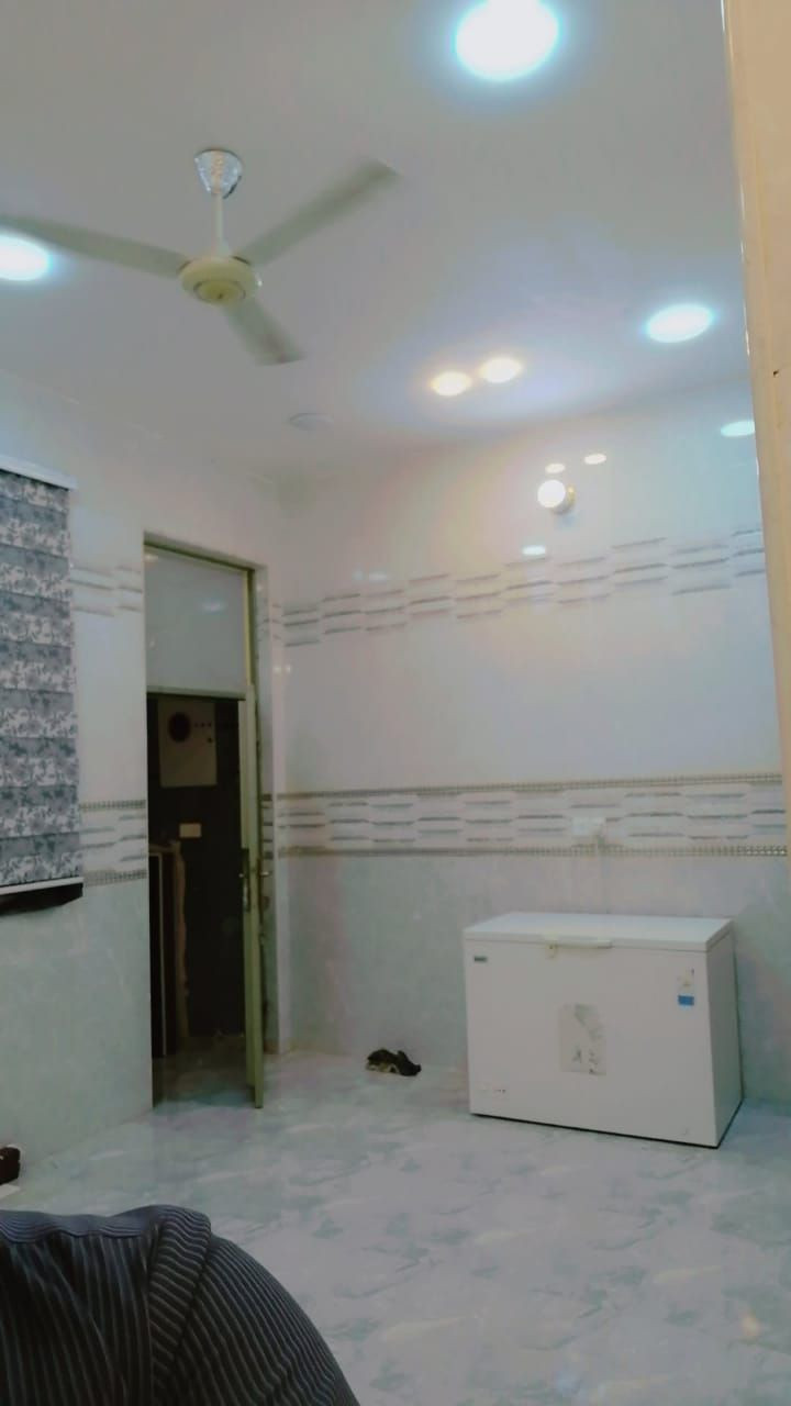 بيت للبيع مساحه 200 متر بدايه منطقه حجي حسن الجمعيات ***********
