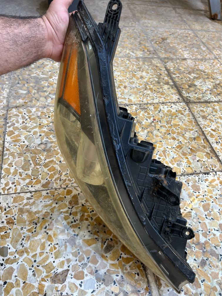 السلام عليكم 
***********
مازدات فورتي ام اللد شغالة مابيهن شي يحتاجلهن فقط تبديل جامات وترتيب شوية 
مكاني بغداد وعندي توصيل 
سعرهن 75 الف مع التوصيل بغداد, العراق
