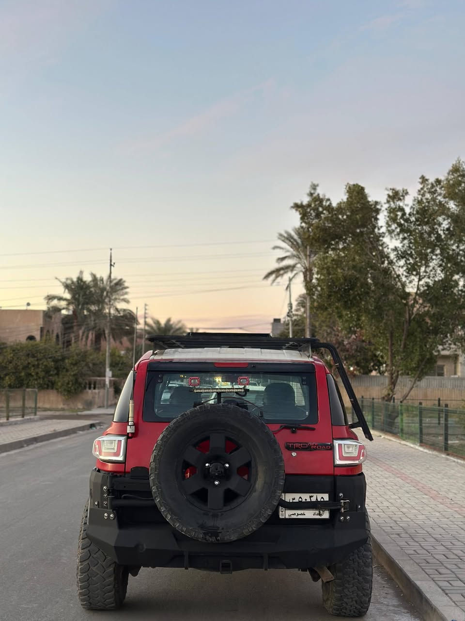 السلام عليكم
اف جي 2007
4×4
رقم بغداد بأسمي
بيها منظومة غاز 60لتر خزان دائري اسفل السيارة المرغوب
مصبوغة حزام تغير لون للجمالية بدون حادث او جفية
 بالسنوية احمر غير محدد
بصمة تشغيل عن بعد
نظام ترحيب
دعاميات امامية خلفية + دوسات حديد
عليها ادامة كاملة لمنظومة البانزين +منظومة البريك+هيدروليك الكير+هيدروليك بور الستيرن+دهن الاكسل الخلفي
صدر جديد امامي خلفي + صلايب الكاردن الامامي والخلفي
سلف + داينمو جديد
تبريد منظومة جديدة شرط ثلج
معلاية 2 انج
تايرات جبلي
سيباية حديد ترهم عليها خيمة+درج 
بروجكترات امامي خلفي 
مكان السيارة بغداد حي الجهاد *********** 
السعر 145
