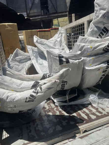 توجد ادوات ليبرتي 7لل12 محلات الاندلس ساحه الطيران لايتات داميات بك لايتات سكنات ادوات صدر ***********
